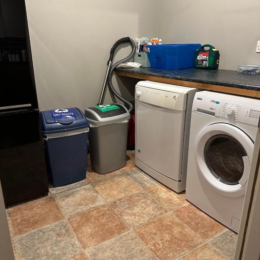 Spacious 2 Bedroom Apartment In Cill Airne Esterno foto